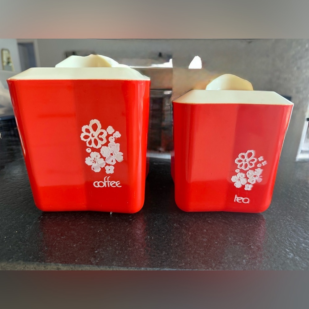 Vintage Lustro Ware Red & White Nesting Canister Set Coffee Tea 1950s MCM - Picture 2 of 3